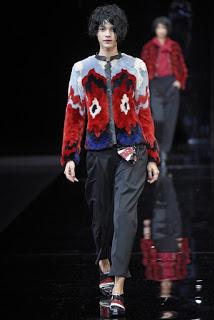 Emporio Armani no presentó capas en su nueva colección