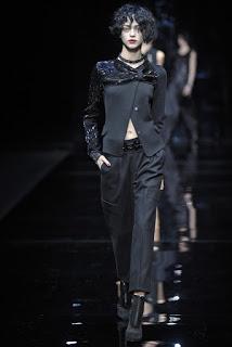 Emporio Armani no presentó capas en su nueva colección