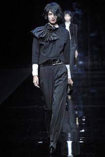 Emporio Armani no presentó capas en su nueva colección