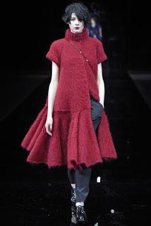 Emporio Armani no presentó capas en su nueva colección