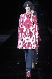 Emporio Armani no presentó capas en su nueva colección