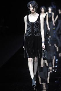 Emporio Armani no presentó capas en su nueva colección