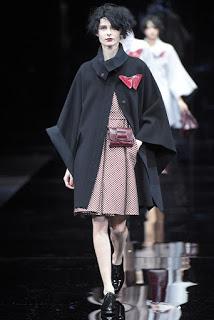 Emporio Armani no presentó capas en su nueva colección