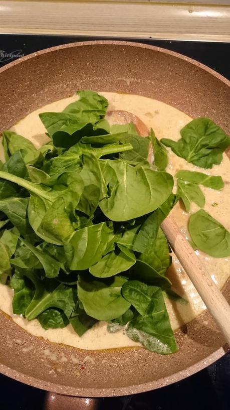 SALMÓN A LA FLORENTINA (Una adaptación)