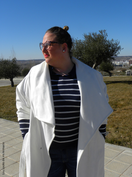 White Coat · Oufit