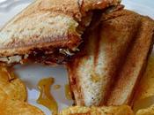 Sandwich pollo cebolla caramelizada