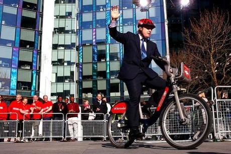 Las bicis de Londres se visten de rojo Santander Cycles