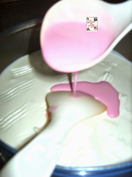 TARTA PETIT SUISSE DE FRESA  CON YOGUR GRIEGO CON THERMOMIX