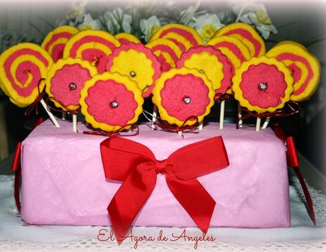 Piruletas de galleta, galletas de mantequilla, galletas espiral,cumpleaños