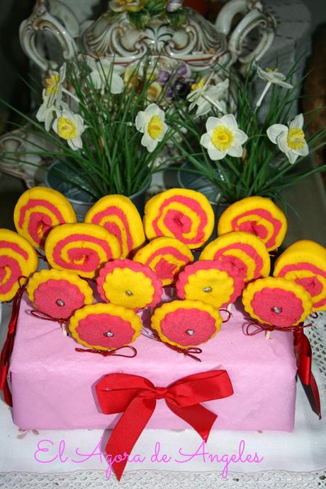 piruletas de galleta,galletas esperales. galletas de mantequilla, cumpleaños