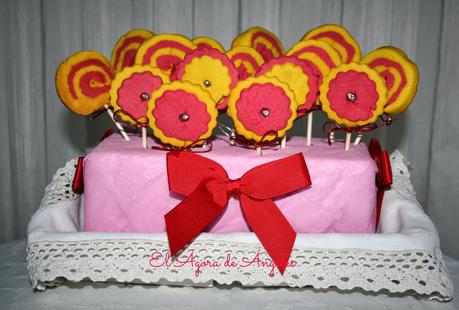 piruletas de galleta,galletas de mantequilla, galletas espiral, cumpleaños