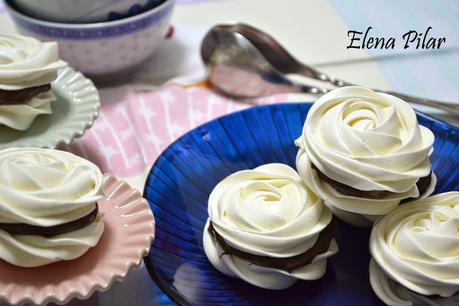 Merengues rellenos de Nutella