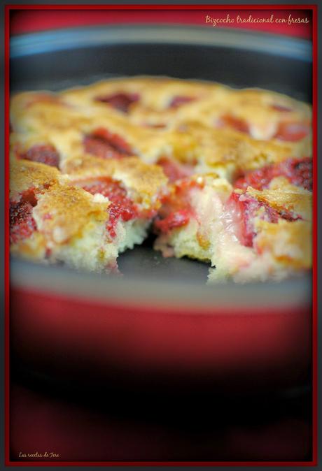 bizcocho tradicional con fresas tererecetas 05