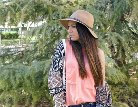 Estilo étnico con flecos Estilo étnico con flecos