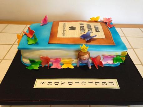 TARTA LIBRO