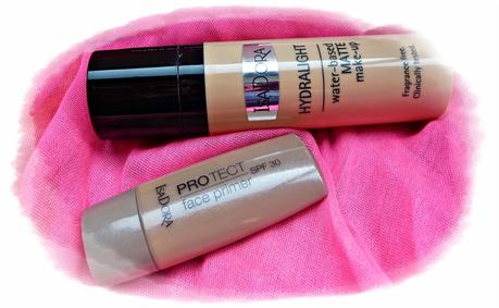 Maquillaje mate y ligero pero cubriente y prebase con factor de protección de Isadora