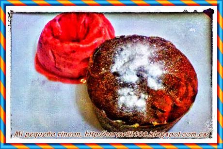 Volcan de chocolate y helado de frutas Volcan de chocolate y helado de frutas