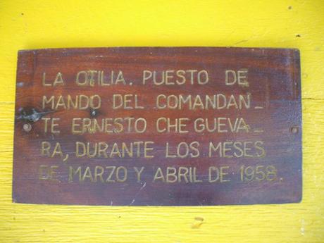 Estudiantes de la UCP Blas Roca visitan La Otilia comandancia del Che en Buey Arriba