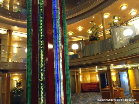 Crucero en el Ms VOLENDAM; de Singapur al corazón de Malasia y Myanmar