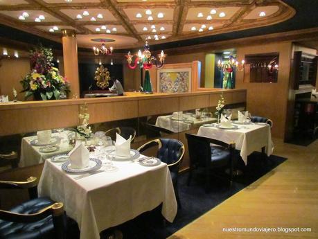 Crucero en el Ms VOLENDAM; de Singapur al corazón de Malasia y Myanmar