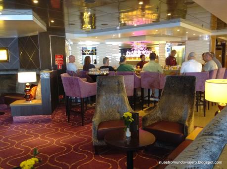 Crucero en el Ms VOLENDAM; de Singapur al corazón de Malasia y Myanmar