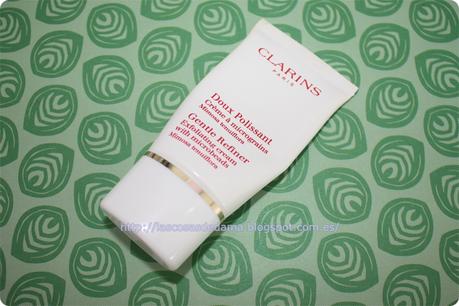 Probando Doux Polissant - Crema Purificante Suave con Microgránulos de Clarins