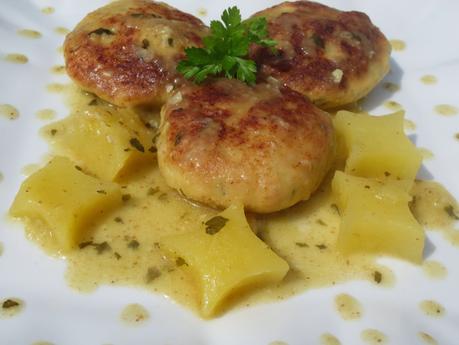 Filetes rusos de pollo en salsa olla GM