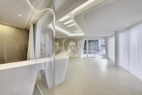 Futurista o minimalista? Diseño de banco en Zurich