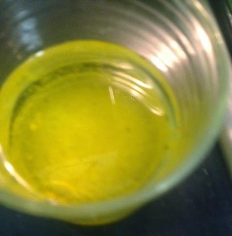 ENSALADA DE PASTA, RUCULA, CALABACÍN, QUESO Y OLIVAS NEGRAS