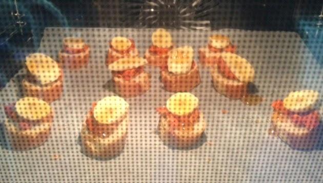 CANAPÉ DE SOBRASADA, PLÁTANO Y MIEL