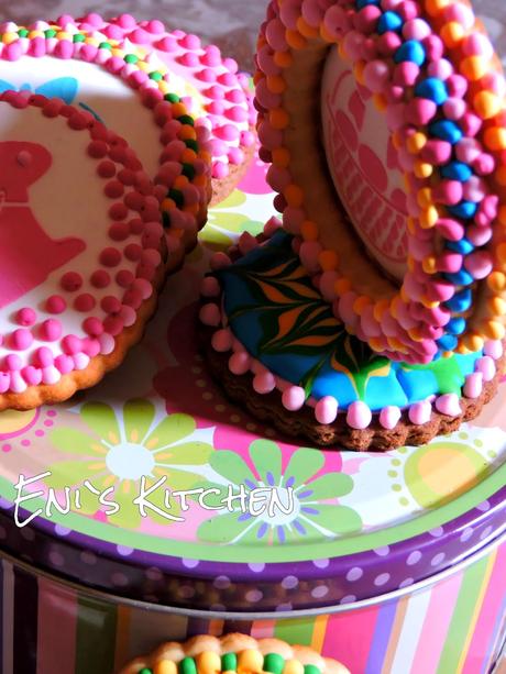 ¡ Galletas pintadas con glasa real y galleta 3D - Biscuiti pictati!