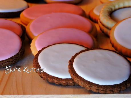 ¡ Galletas pintadas con glasa real y galleta 3D - Biscuiti pictati!