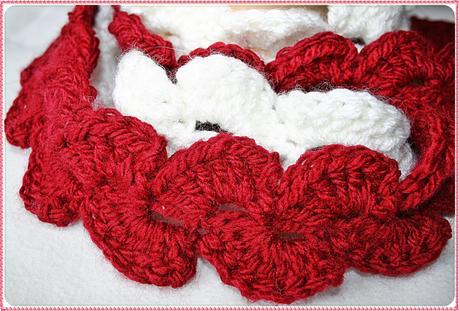 GORRO, BUFANDA Y BROCHES....EL CONJUNTO COMPLETO!!!