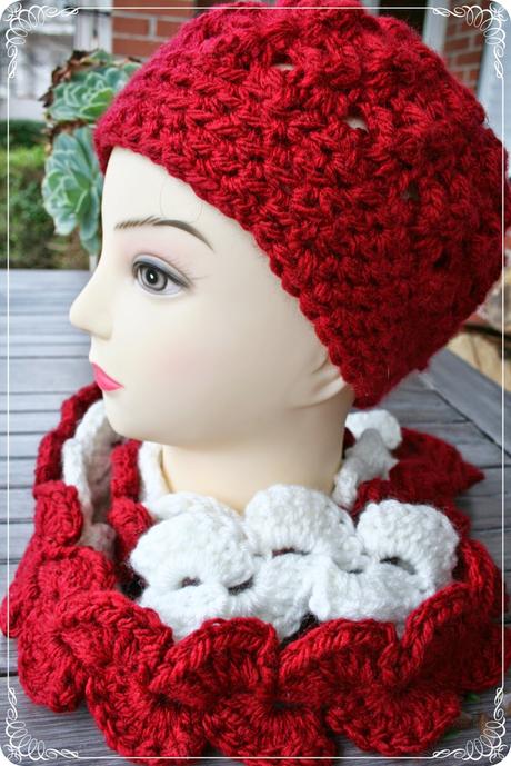 GORRO, BUFANDA Y BROCHES....EL CONJUNTO COMPLETO!!!