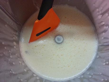 Quiche de alcachofas, cebolla, nueces y palitos de mar en olla programable.