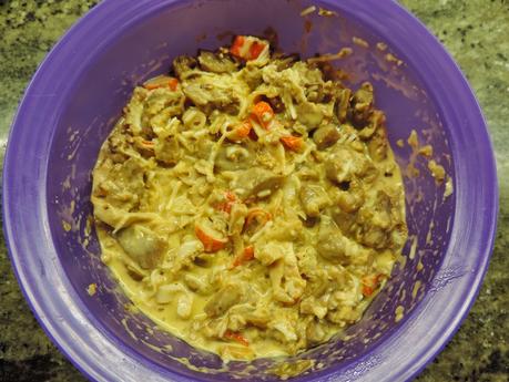 Quiche de alcachofas, cebolla, nueces y palitos de mar en olla programable.