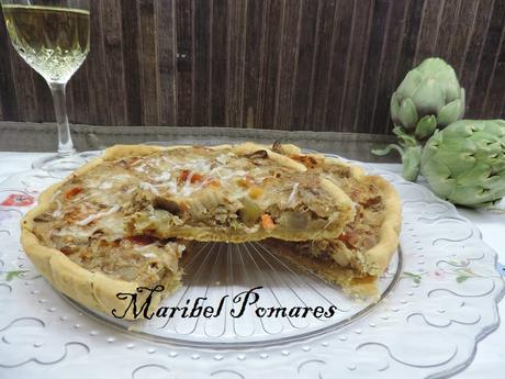 Quiche de alcachofas, cebolla, nueces y palitos de mar en olla programable.