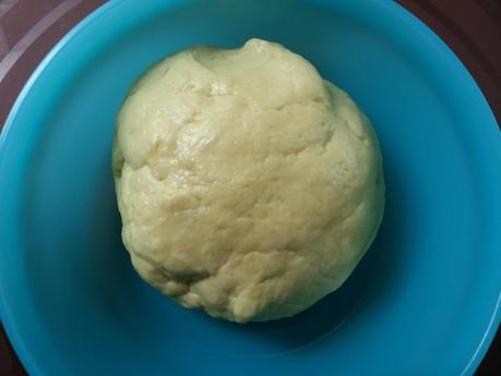 Quiche de alcachofas, cebolla, nueces y palitos de mar en olla programable.