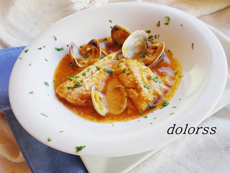 Suquet de caballa con almejas