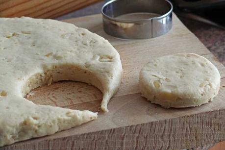 Pan de queso y cebolla caramelizada con thermomix