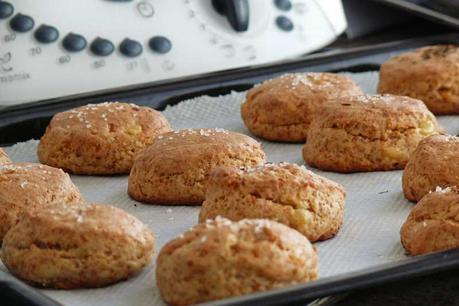 Pan de queso y cebolla caramelizada con thermomix
