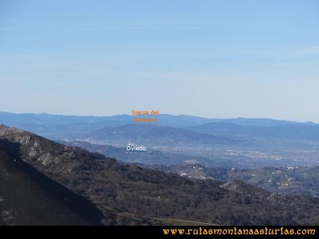 Ruta PR AS-46 Pico Mua: Desde el pico Múa, vista hacia Oviedo y Sierra del Naranco