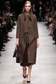 ROCHAS vuelve a sus orígenes con su nueva colección