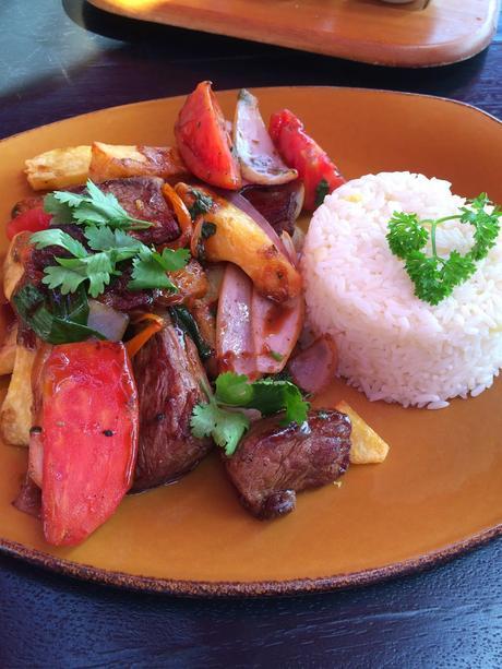 Lomo saltado al estilo peruano de Gastón Acurio Lomo saltado al estilo peruano de Gastón Acurio