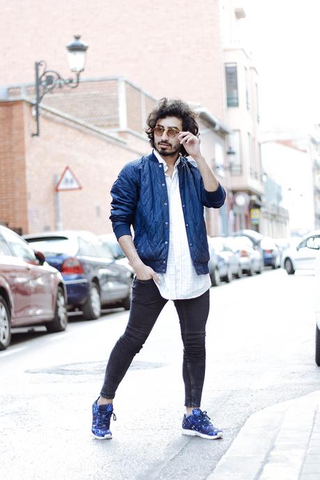 Asos_Bomber_White_Shirt_Skinny_Jeans_MR_Boho_Sunglasses_Selfie&Gafas_Optica_Ciscar_Glamour_Narcotico_Menswear_and_lifestyle_blog_Charlie_Cole (4)