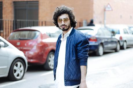 Asos_Bomber_White_Shirt_Skinny_Jeans_MR_Boho_Sunglasses_Selfie&Gafas_Optica_Ciscar_Glamour_Narcotico_Menswear_and_lifestyle_blog_Charlie_Cole (5)