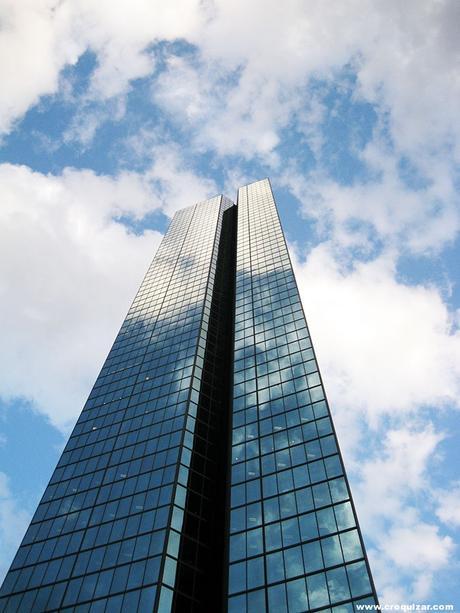 John Hancock Tower – I. Pei BOS-003-Hancock Tower-portada