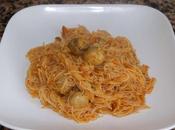 Fideos salsa americana