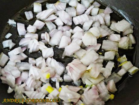 BIELORRUSIA. SOPA GRIBNOY. ANDREA POR EL MUNDO. RECETA VEGANA.