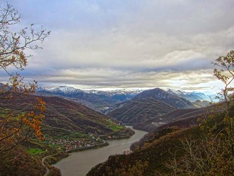 CUYARGAYOS (CIRCUITO DESDE EL EMBALSE DE TANES)
